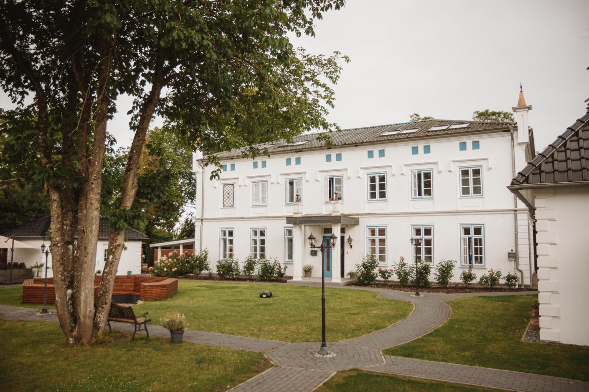 Herrenhaus-Henriettenhof グレーミッツ エクステリア 写真